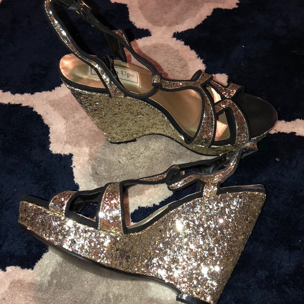 Glittery Wedges ✨
